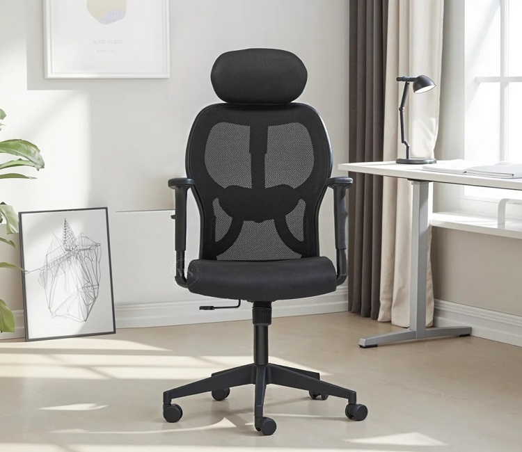 Kursi kantor ergonomis, Sumber: woodenstreet.com